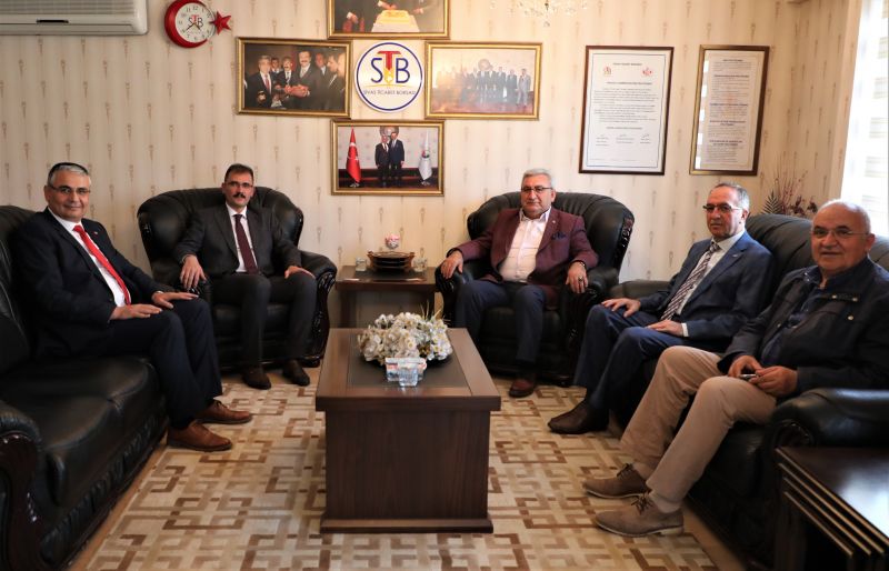 SGK İL MÜDÜRÜ İNCE'DEN BORSAYA BİLGİLENDİRME ZİYARETİ