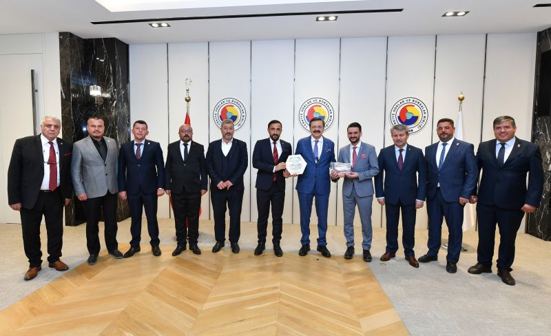 SİVAS TİCARET BORSASI’NDAN TOBB BAŞKANI HİSARCIKLIOĞLU’NA ZİYARET