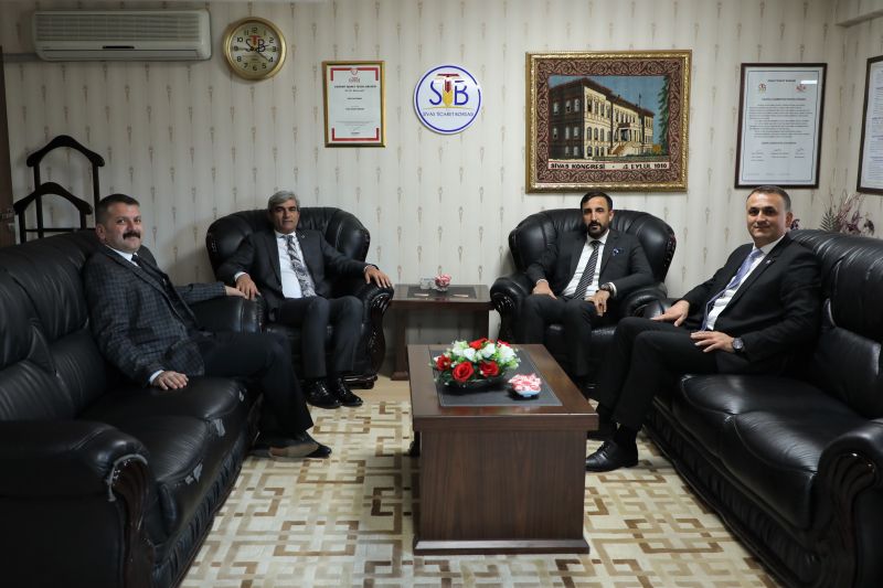 SMMM ODASI BAŞKANI BOYRAZ VE YÖNETİMİNDEN BAŞKAN KARAKAYA'YA ZİYARET