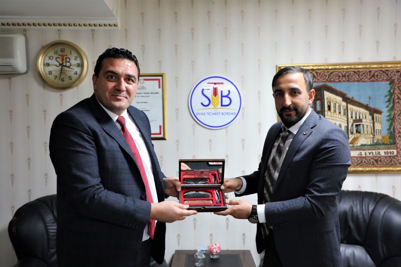 CHP SİVAS MİLLETVEKİLİ KARASU VE İL YÖNETİMİNDEN HAYIRLI OLSUN ZİYARETİ