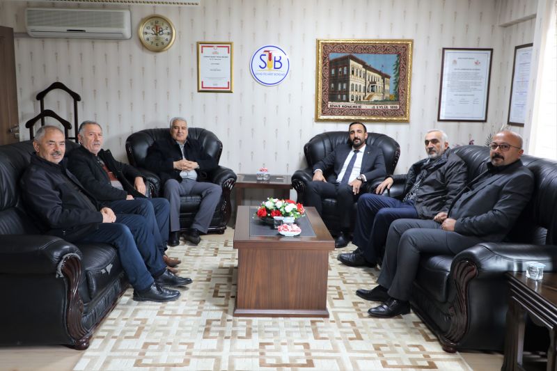 SİVAS GAZETECİLER DERNEĞİNDEN BAŞKAN KARAKAYA VE YÖNETİM KURULUNA HAYIRLI OLSUN ZİYARETİ