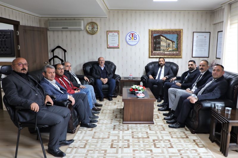 BAŞKAN KARAKAYA VE YÖNETİM KURULU ÜYELERİNE HAYIRLI OLSUN ZİYARETLERİ DEVAM EDİYOR