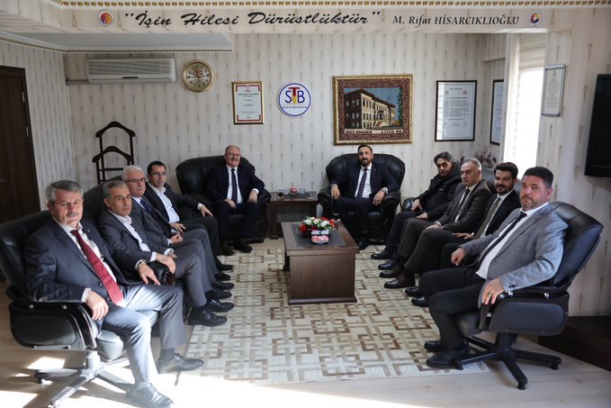 SİVAS BELEDİYE BAŞKANI HİLMİ BİLGİN VE BAŞKAN YARDIMCILARINDAN BORSAYA ZİYARET