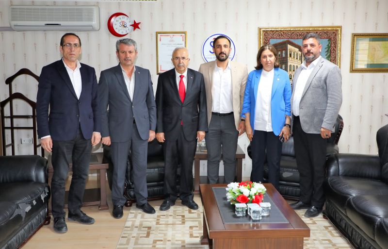 AK PARTİ SİVAS MİLLETVEKİLERİ SOLUK VE EKİNCİ’DEN BORSAYA ZİYARET