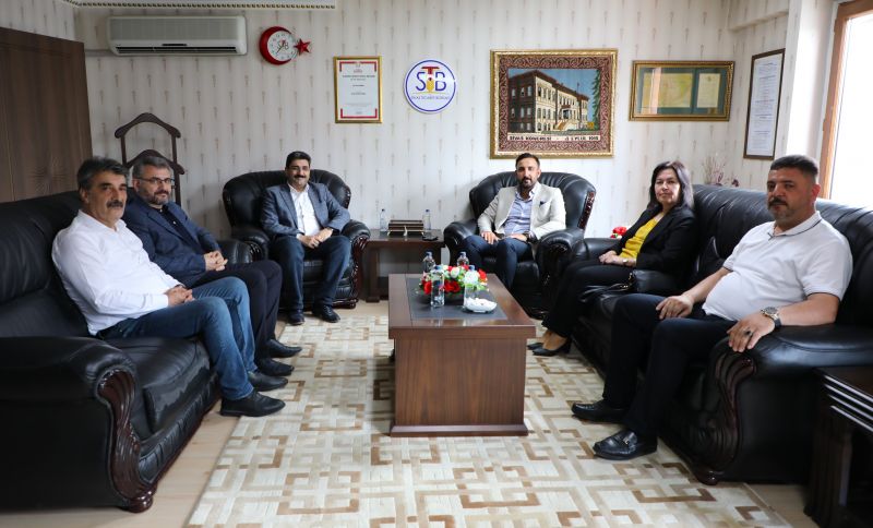 AK PARTİ HEYETİNDEN BORSAMIZA ZİYARET