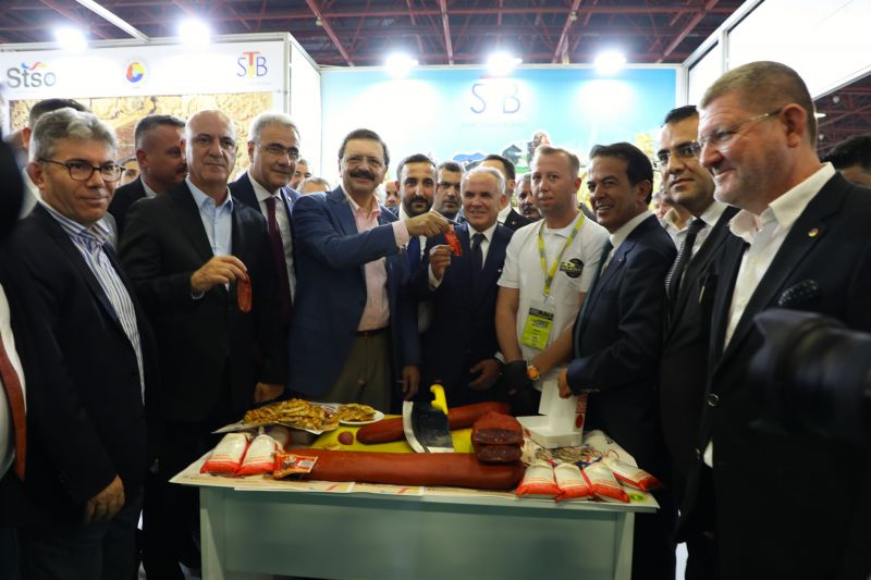 SİVAS’IN YÖRESEL LEZZETLERİ YÖREX’TE TANITILDI