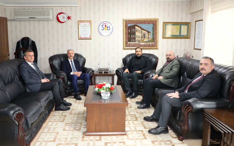 İL MİLLİ EĞİTİM MÜDÜRÜ YENER'DEN BAŞKAN KARAKAYA'YA ZİYARET