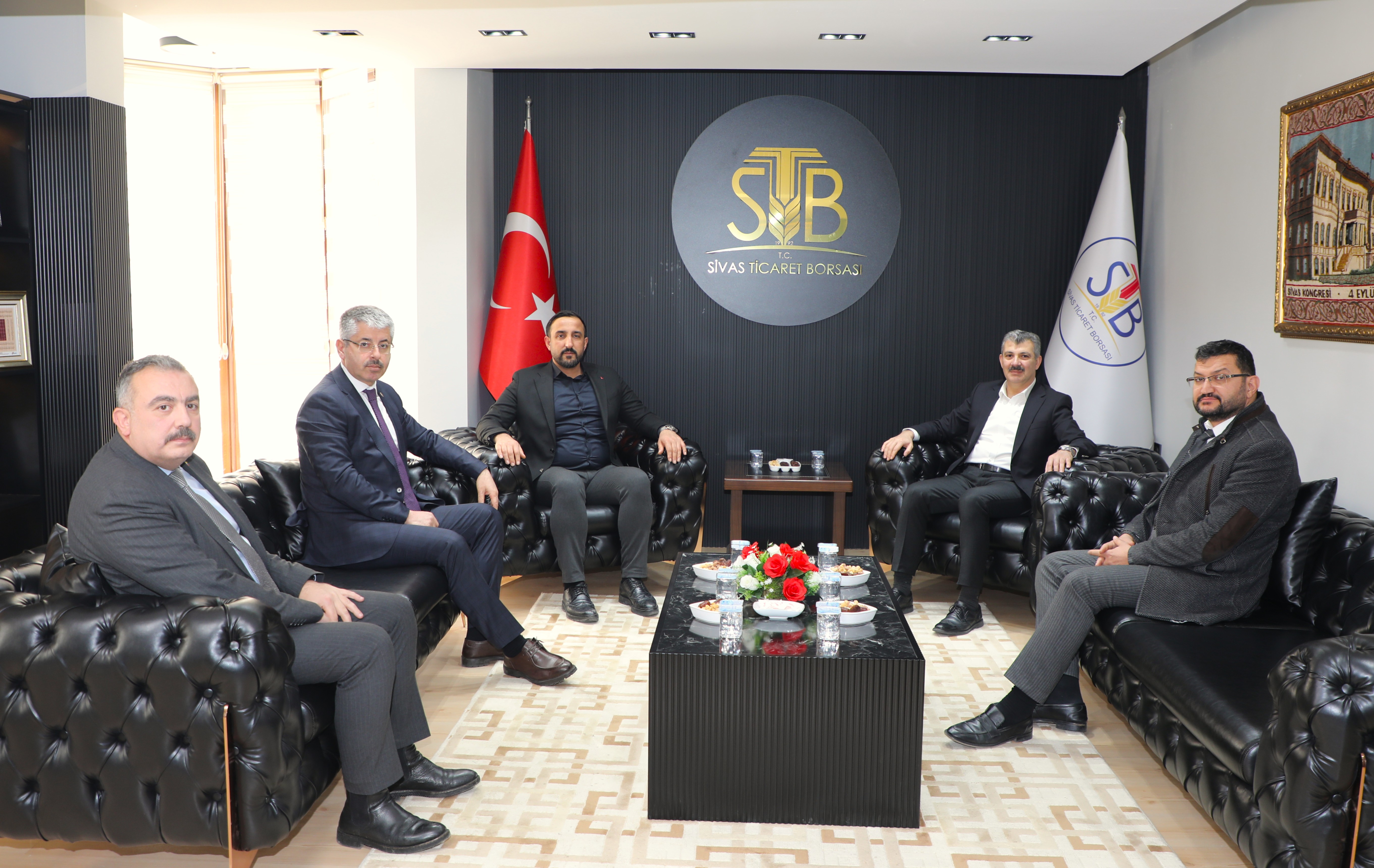 AK Parti Milletvekillerinden Başkan Karakaya'ya Ziyaret