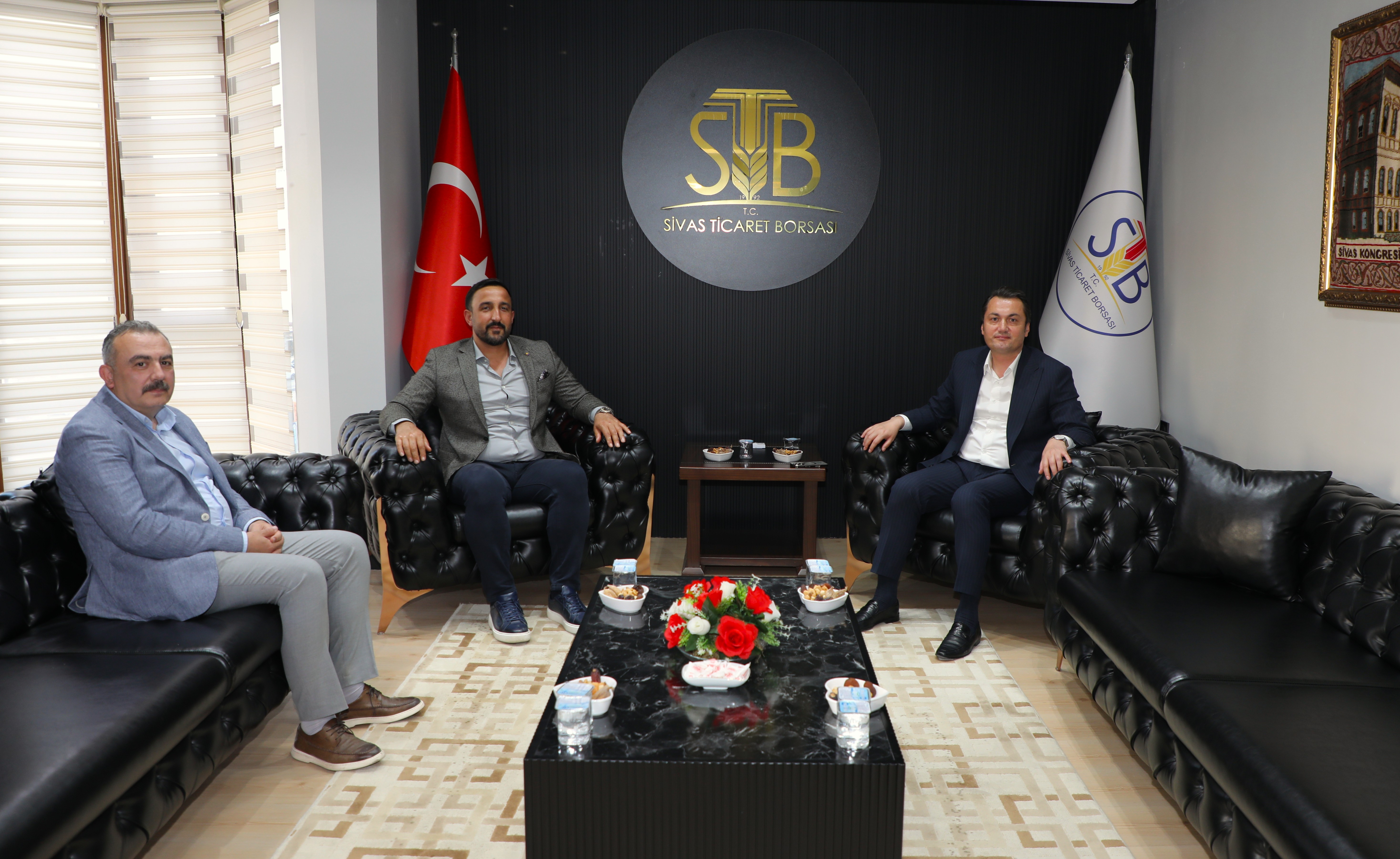 İl Özel İdaresi Genel Sekreteri Öztürk’ten Sivas Ticaret Borsası’na Veda Ziyareti