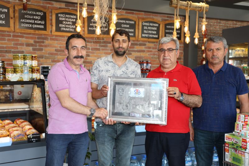 BORSA YÖNETİM KURULU ÜYELERİ ÜYE İŞ YERİNE HAYIRLI OLSUN ZİYARETİNDE BULUNDU