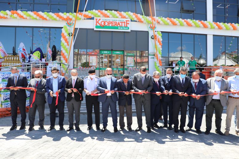 TARIM KREDİ KOOPERATİF MARKET SİVAS'A İLK ŞUBESİNİ AÇTI