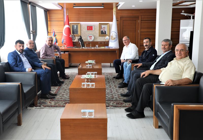 BORSA YÖNETİMİNDEN BELEDİYE BAŞKANI BİLGİN'E TAZİYE ZİYARETİ